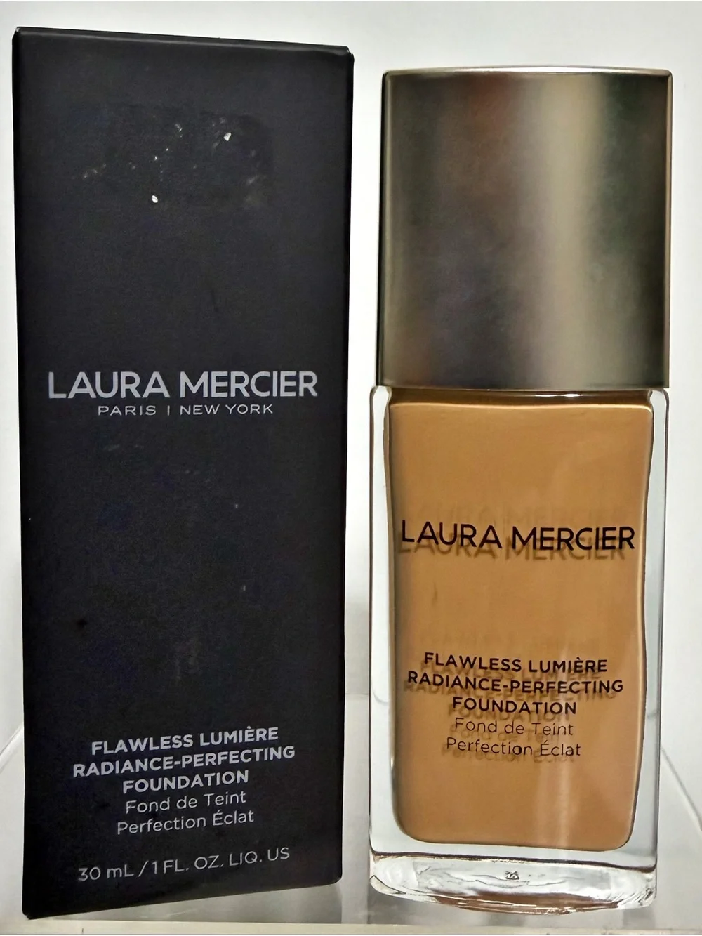 LAURA MERCIER Flawless Lumiere Radiance-Perfecting Foundation BISQUE (2W1.5) NIB